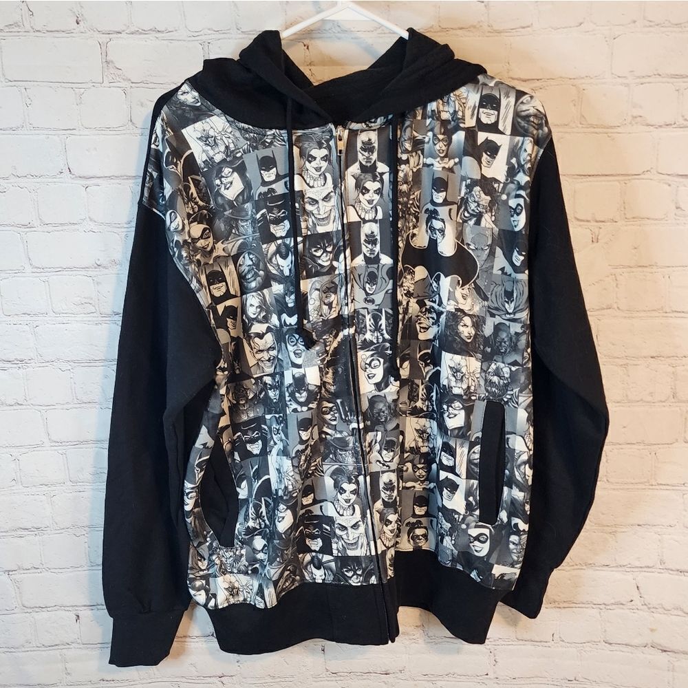 Boy's DC Comics "Batman" full zip sweater hoodie, size Large